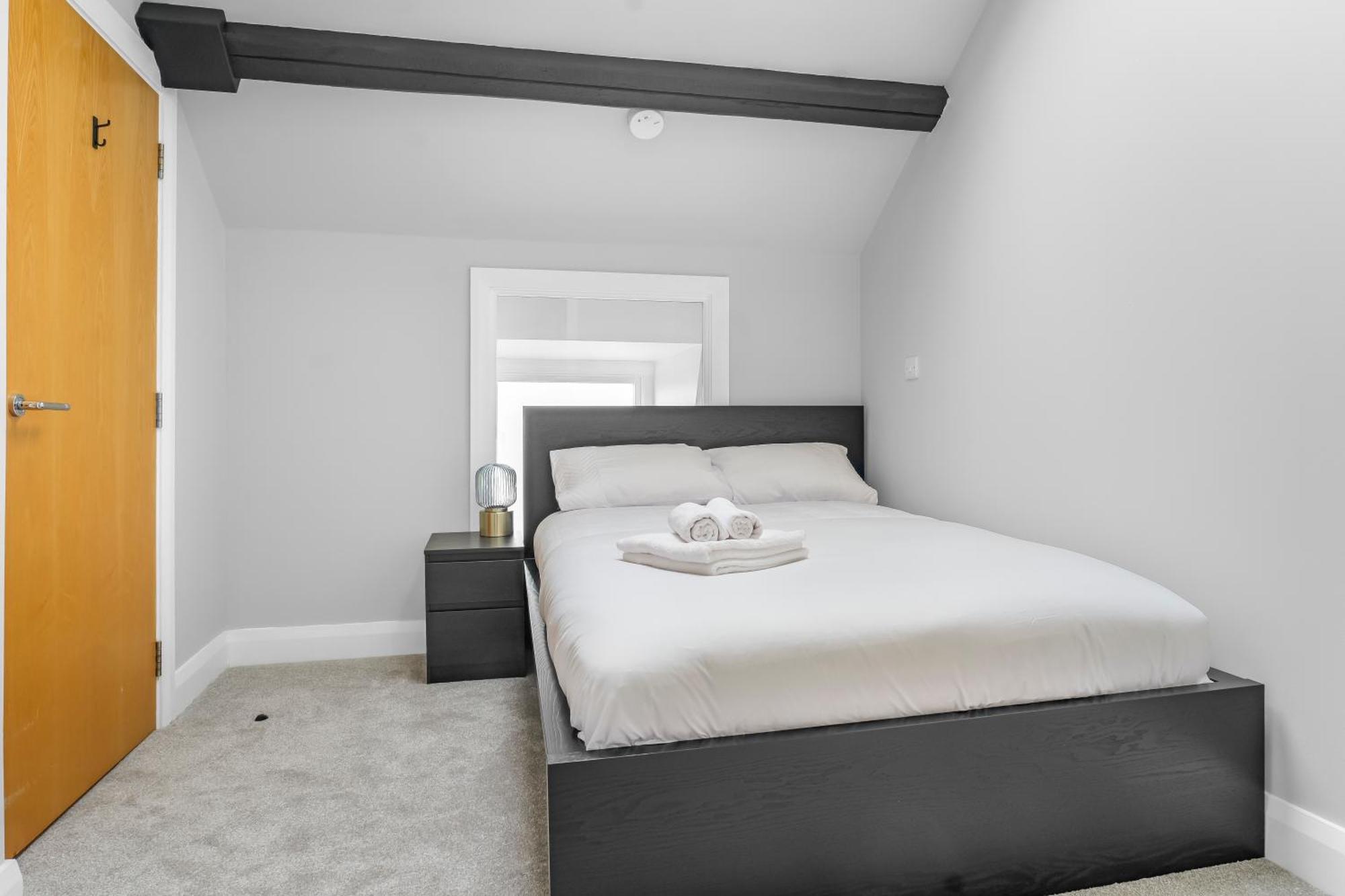 St George's Quarter - Luxury - Duplex - Free Parking - From - Free Wifi - Newly Renovated - Moorfeilds * Liverpool