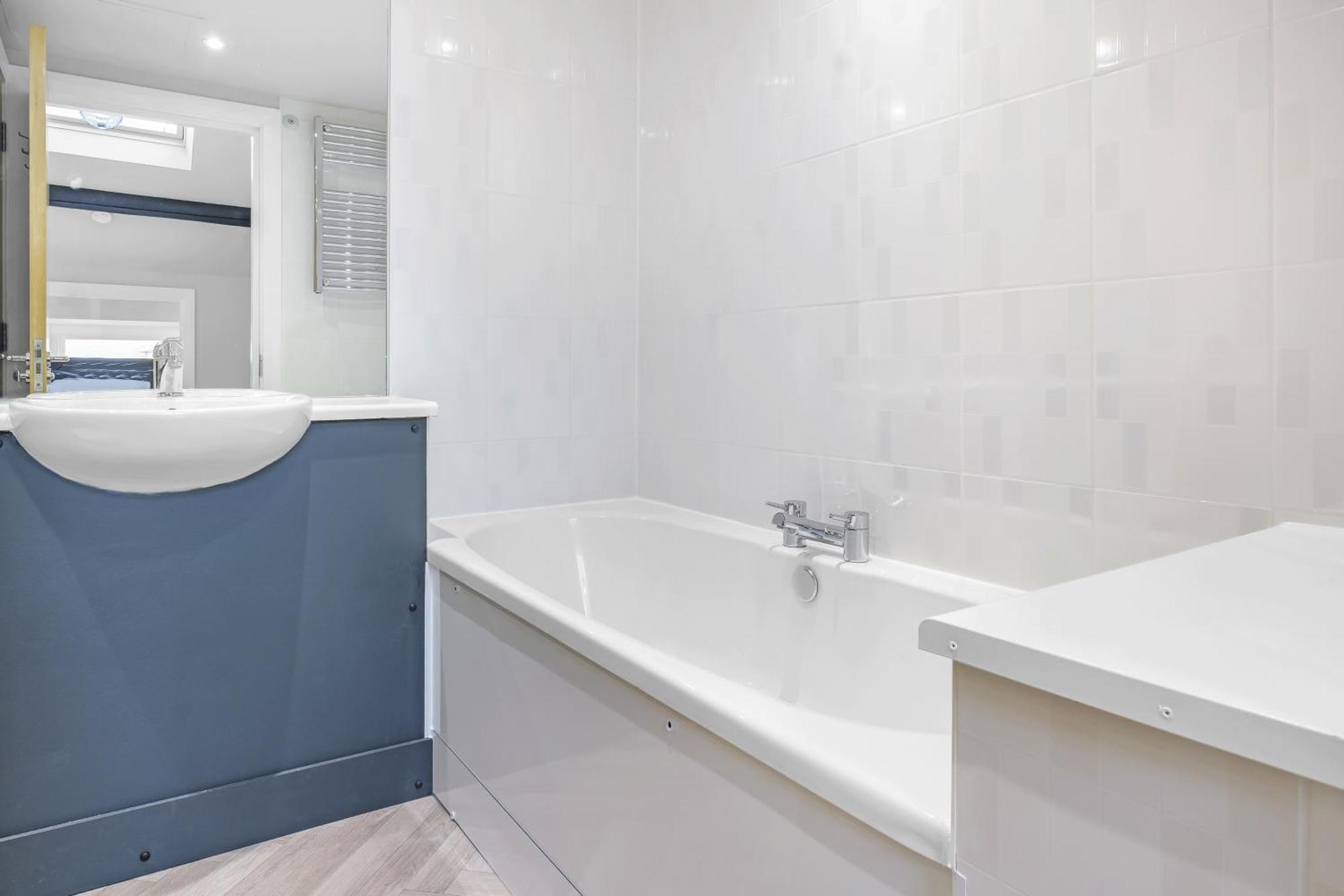 Apartment St George's Quarter - Luxury - Duplex - Free Parking - From - Free Wifi - Newly Renovated - Moorfeilds