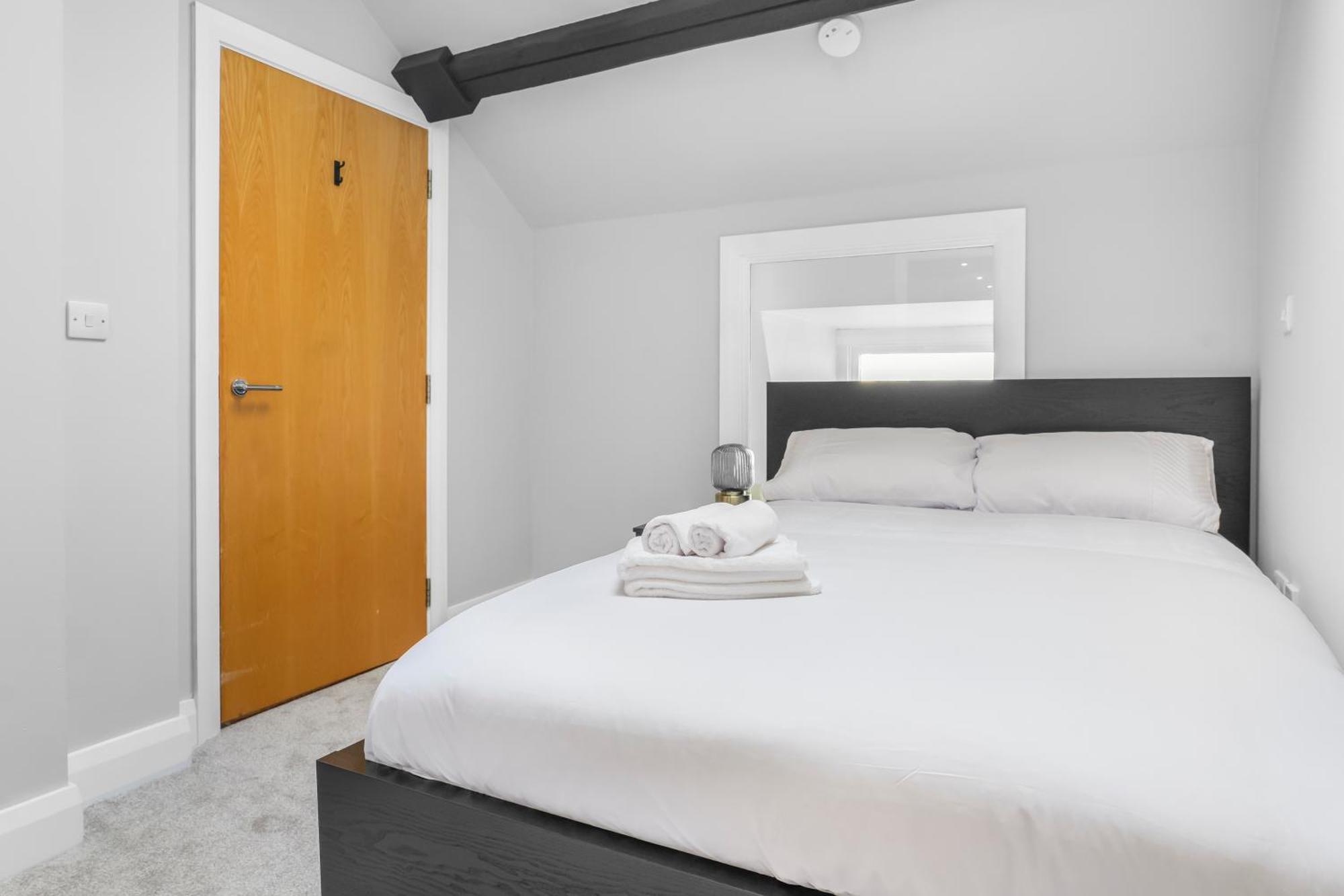 Apartment St George's Quarter - Luxury - Duplex - Free Parking - From - Free Wifi - Newly Renovated - Moorfeilds Liverpool
